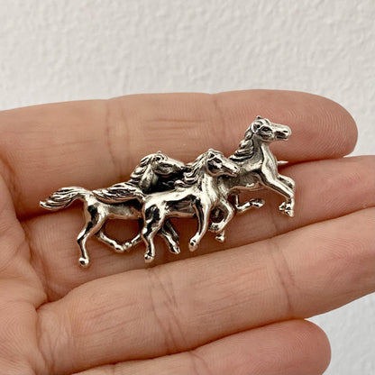 Sterling Silver 3 Running Horses Brooch Pin Equestrian - STERLING SILVER DESIGNS