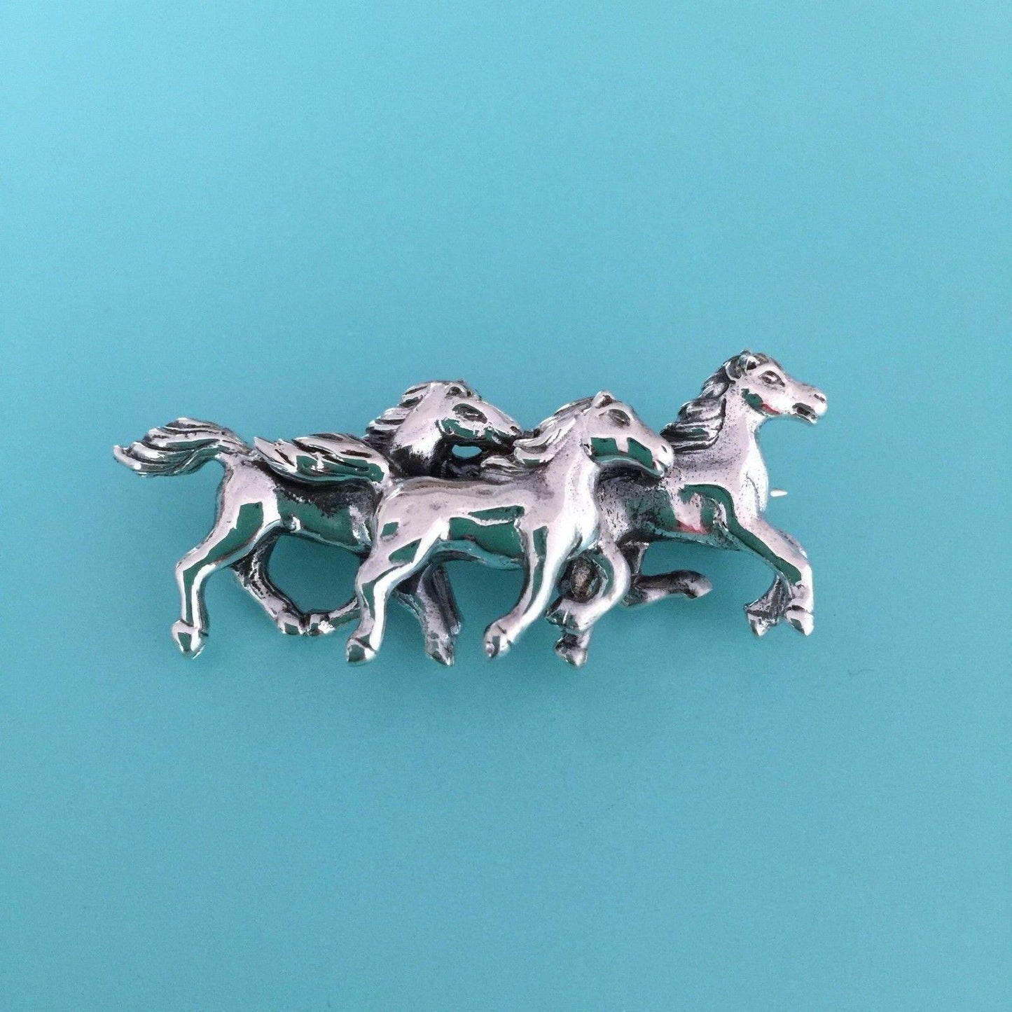 Sterling Silver 3 Running Horses Brooch Pin Equestrian - STERLING SILVER DESIGNS