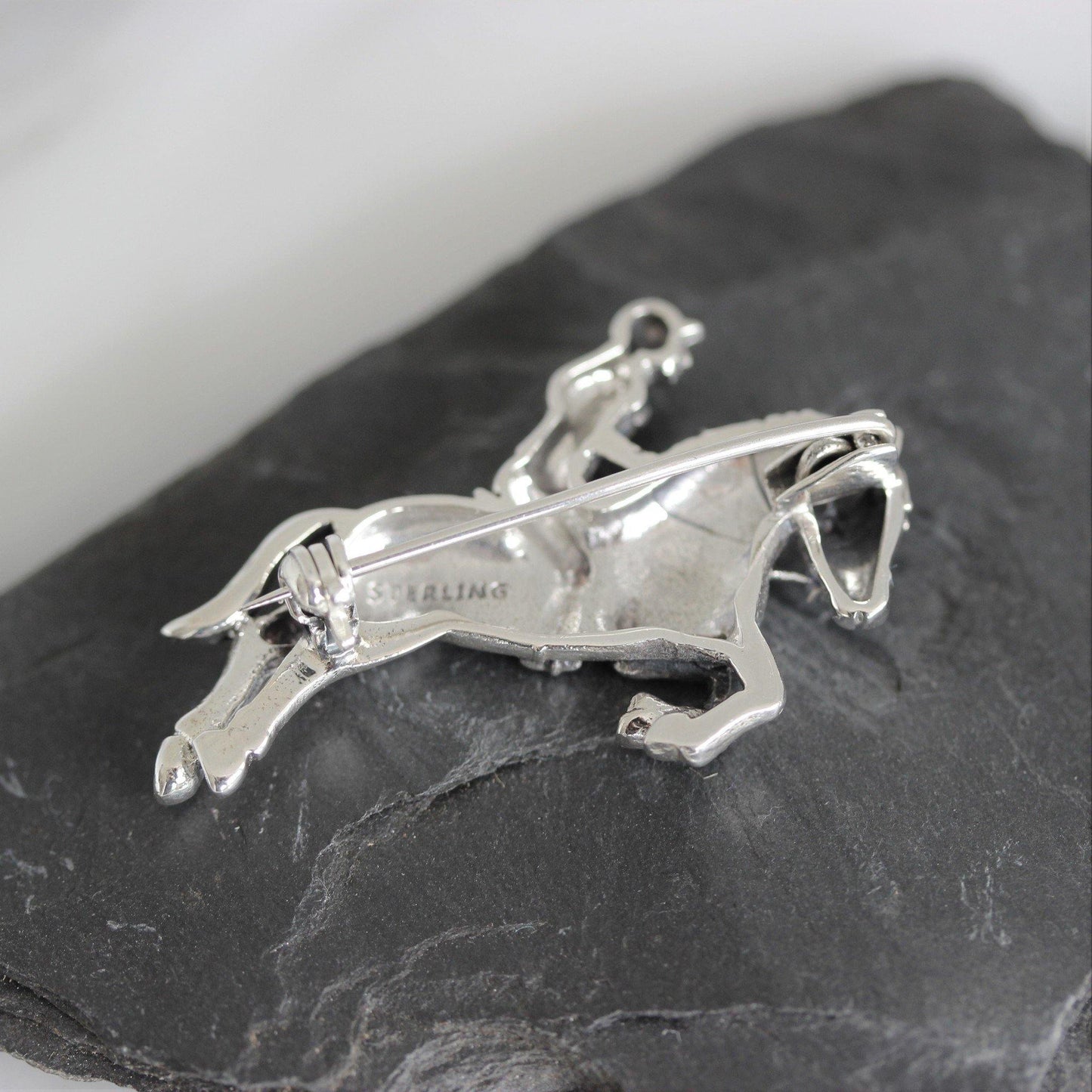 Sterling Silver Girl Lady Riding Jumping Horse Brooch Pin Equestrian - STERLING SILVER DESIGNS